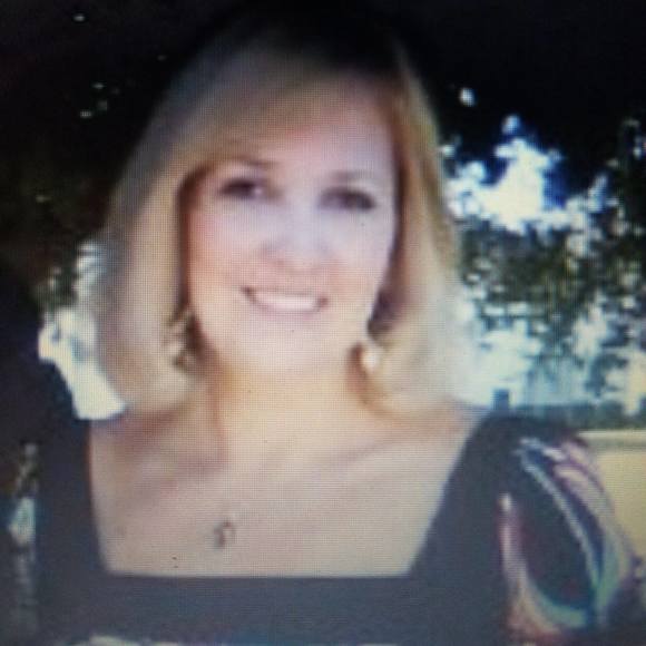 Meet your Posher, Carol - Picture 1 of 1